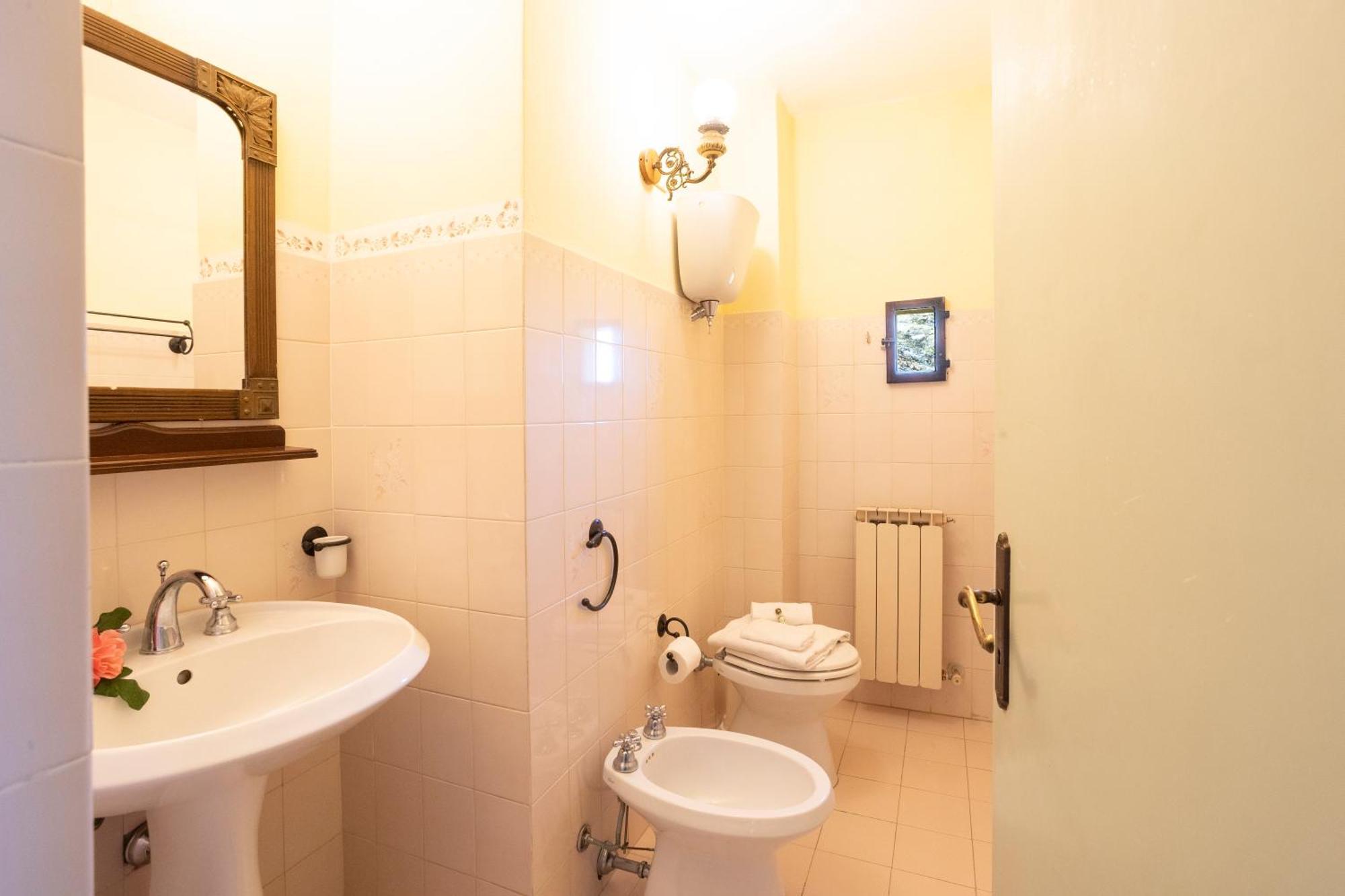 Borgo Villa Certano - Case Vacanza In Toscana *
